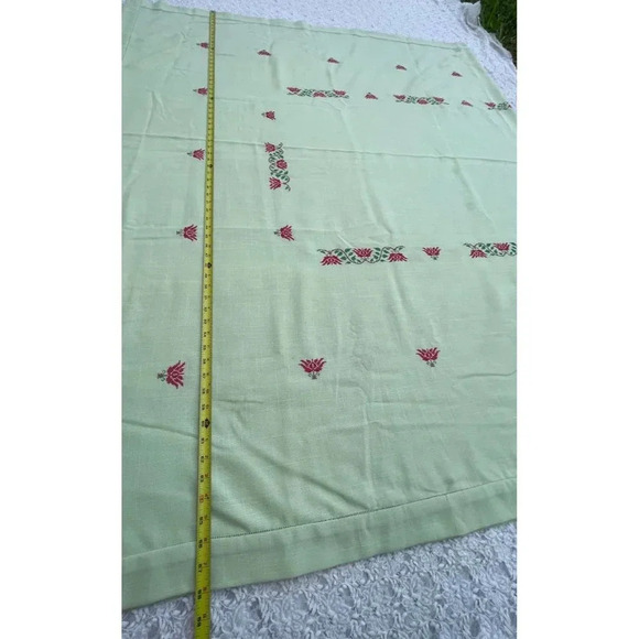 58x67 Handmade Needlepoint Cross Stitch Flower Cotton Table Cloth Light Green - Picture 5 of 12